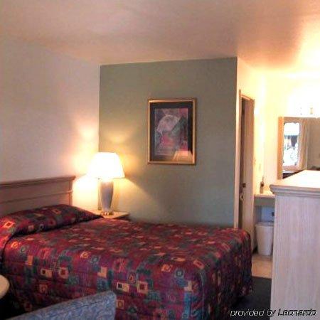 Kelseyville Motel Szoba fotó